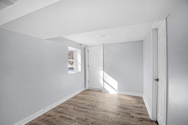 Building Photo - 16779 92nd Ave