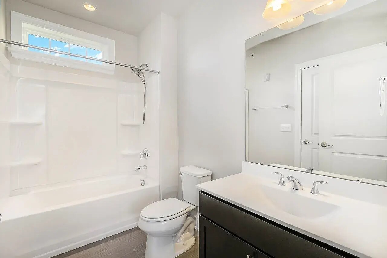 Bathroom 2 - 10420 Sablewood Dr