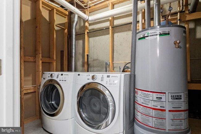 Building Photo - 2558 Banshire Dr