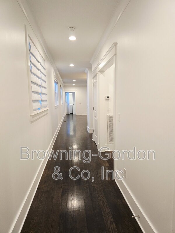 Building Photo - 6539 Thunderbird Dr