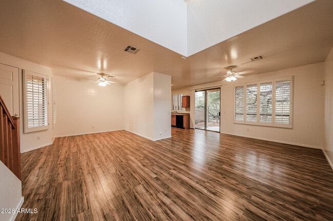 Building Photo - 16828 S Aqua Ct