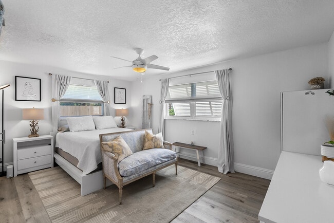 Building Photo - 1605 Treemont Ave