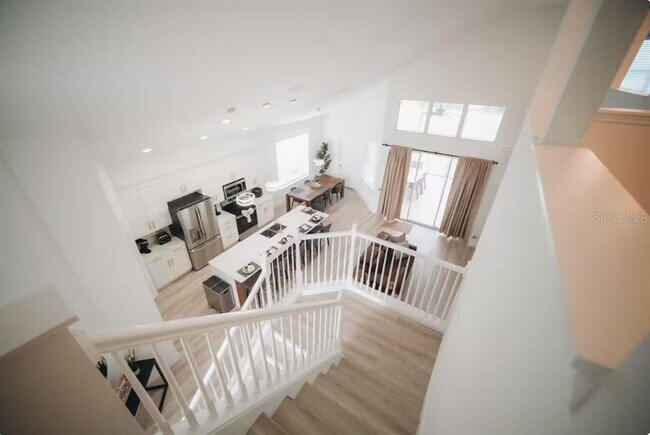 Building Photo - 8125 Sun Palm Dr
