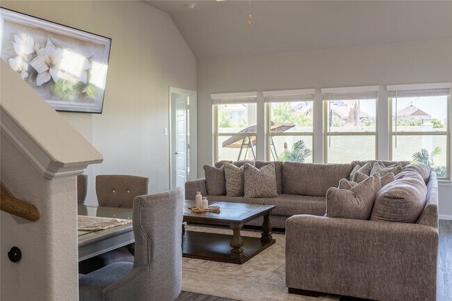 Building Photo - 7105 Pampas Pl