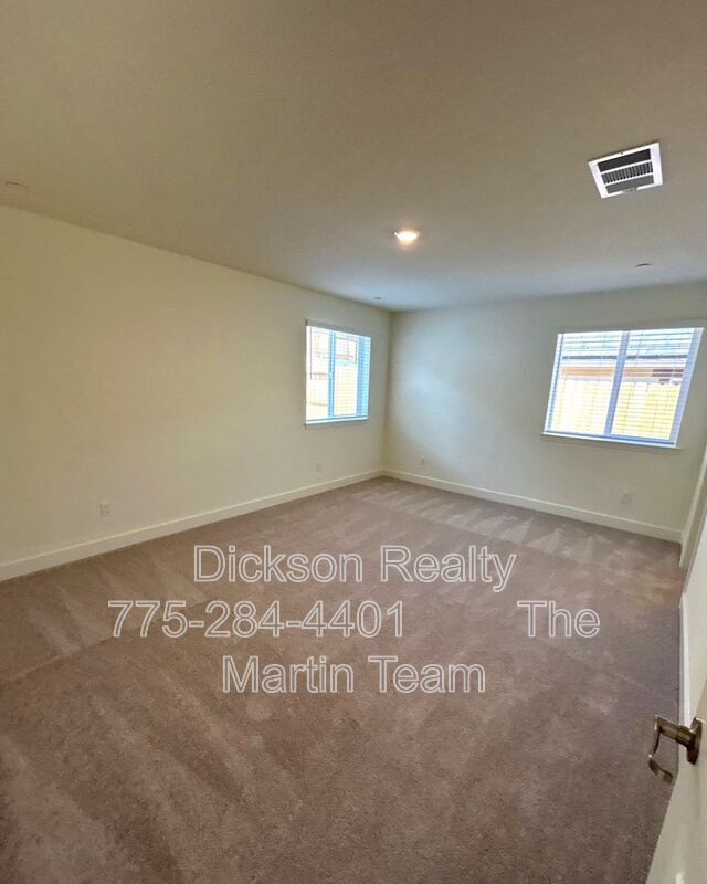 Building Photo - 904 Cascade Range Dr