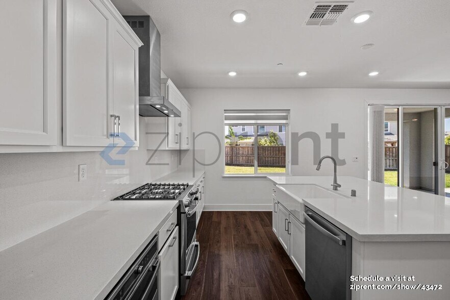 Building Photo - 2672 Goodland Ct
