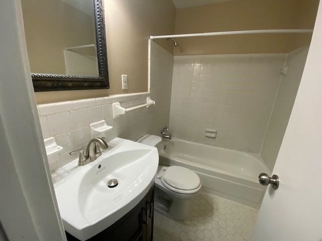 Building Photo - 6297 Bronte Ave