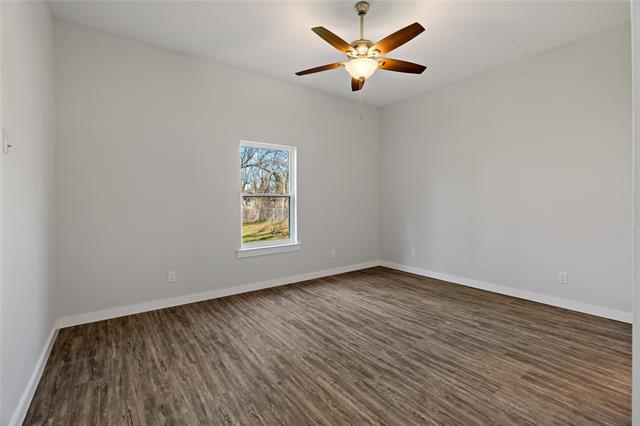 Building Photo - 1411 10th St NE