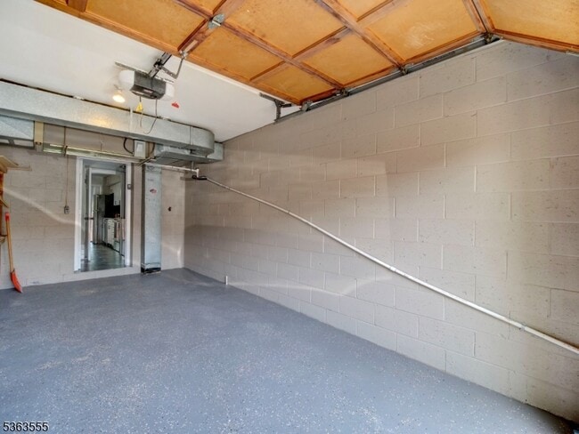 Building Photo - 51 Taurus Dr