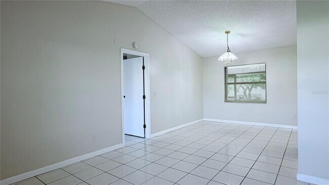 Building Photo - 11803 Classic Lake Way