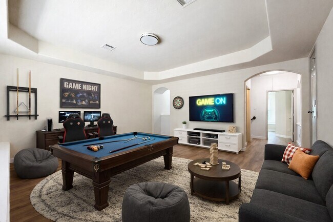 Building Photo - 2802 Ridgeglen Ln