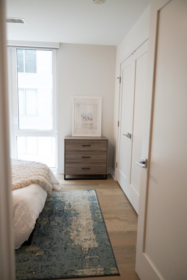 Building Photo - 37 L St SE