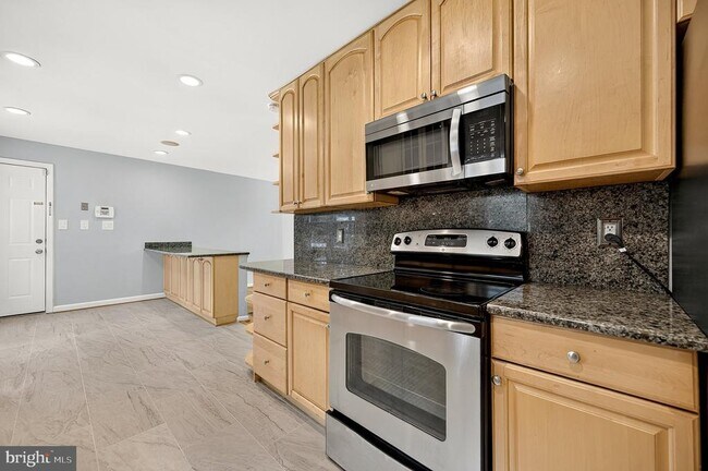 Building Photo - 1514 Gingerwood Ct