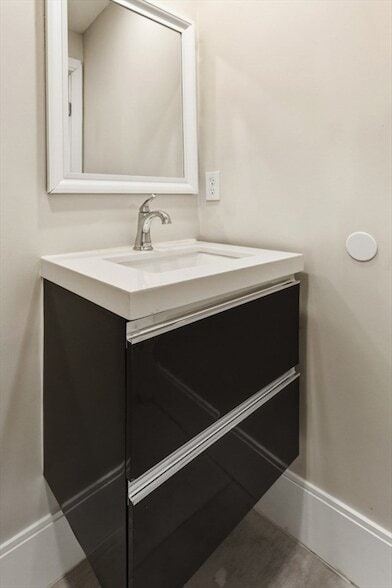 Building Photo - 41 Wolcott St