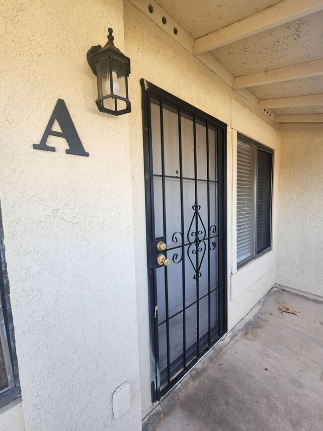 Building Photo - 73502 Sunnyvale Dr