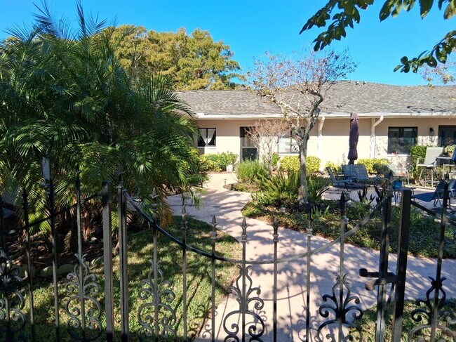 Building Photo - 7737 Eureka Dr