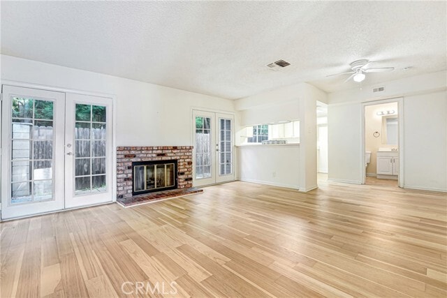 Building Photo - 1835 S Alta Vista Ave