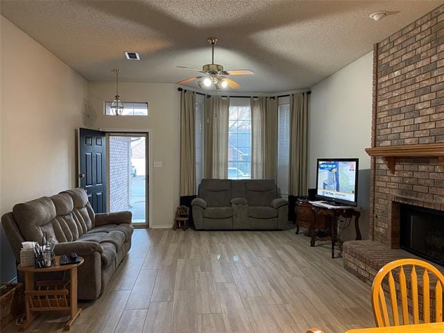 Building Photo - 2118 Stoneridge Dr