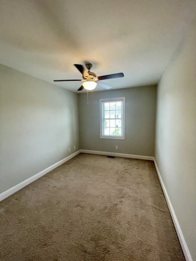 Building Photo - 124 Colonnade St