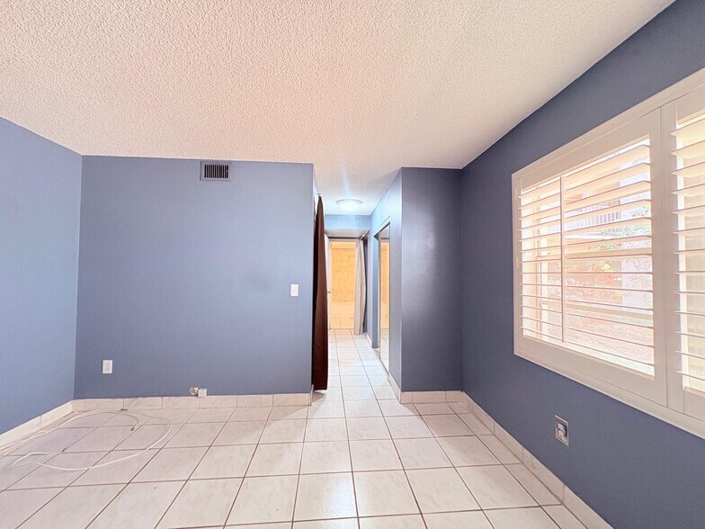 Building Photo - 7785 SW 86th St