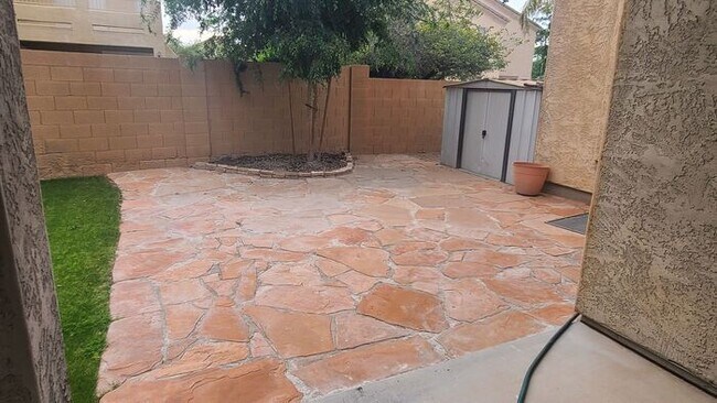 Building Photo - 5-bedroom in the heart of Gilbert