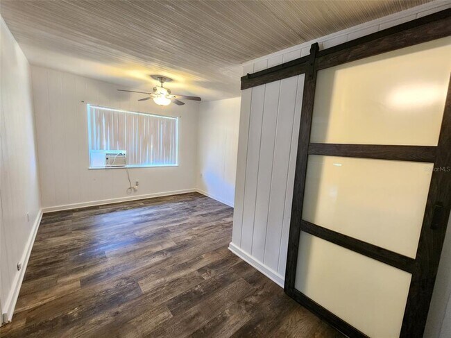 Building Photo - 3516 US-41