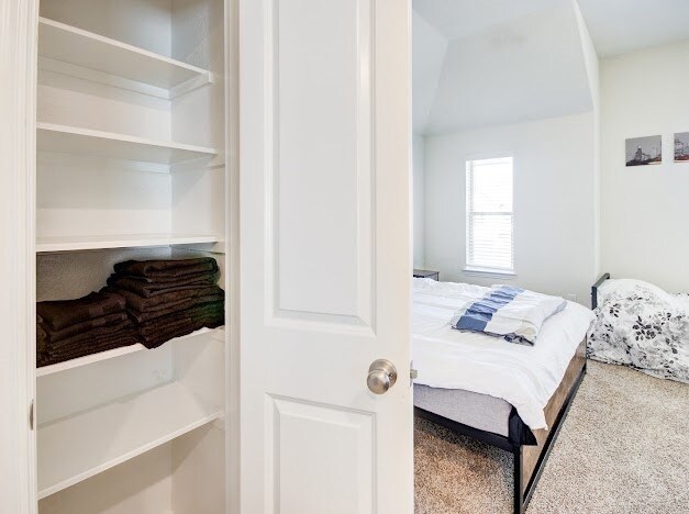 Building Photo - 1646 Ryon Falls Dr