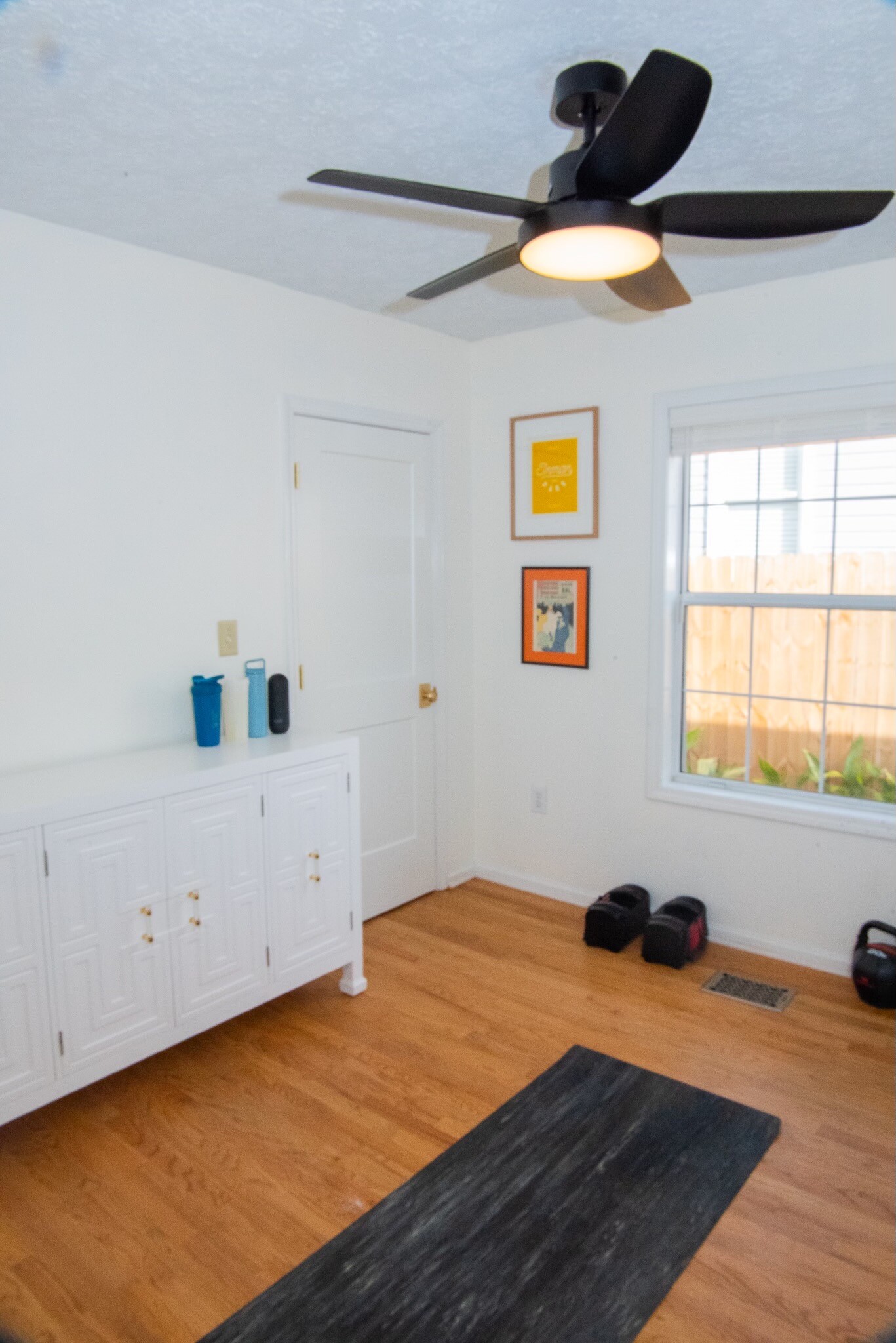 Building Photo - 870 Vera St SE