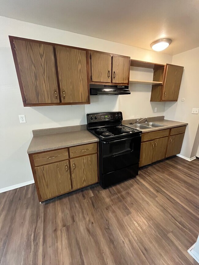 Building Photo - 4600 Rolling Ridge Ct