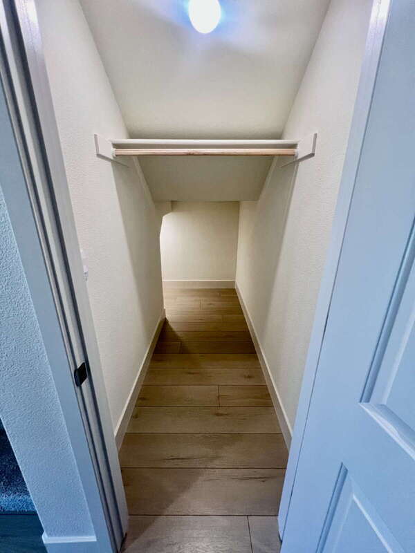 Building Photo - 3215 Center Dr