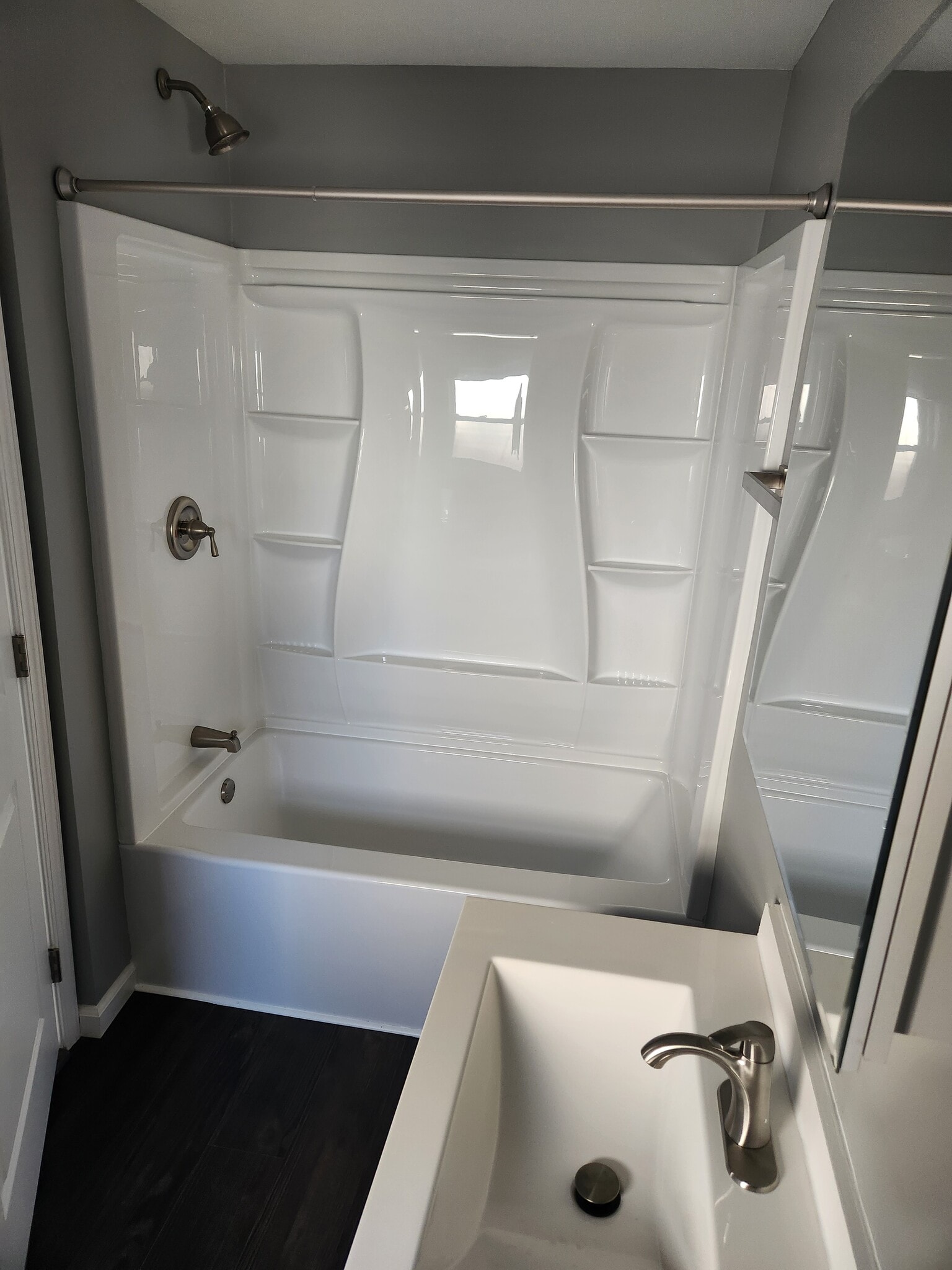 Building Photo - 416 Western Ave