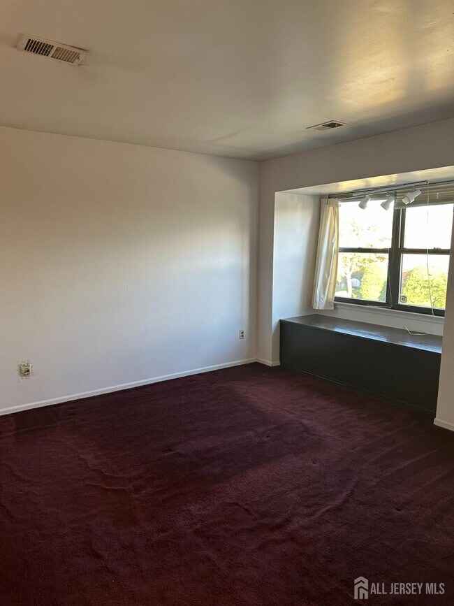 Building Photo - 142 Beverly Hill Terrace