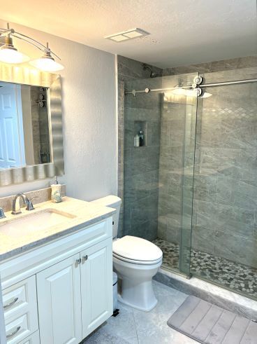 Building Photo - 8701 Estero