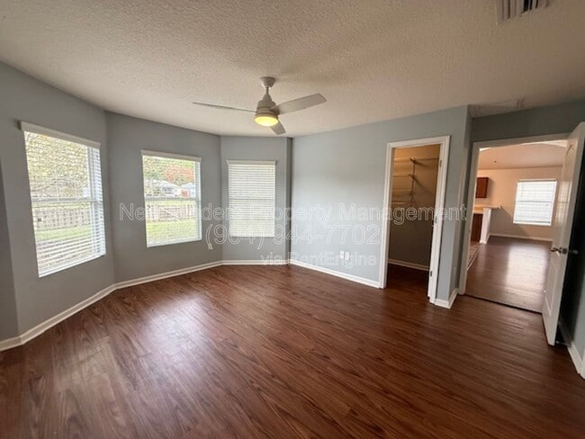 Building Photo - 12059 Hayden Lakes Cir