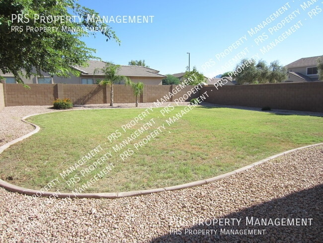 Building Photo - 4221 E Crest Ct