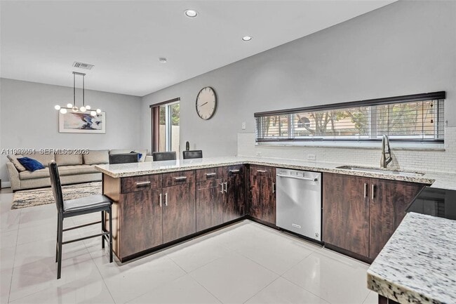 Building Photo - 10301 Panama St