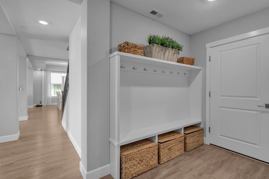 Building Photo - 2613 Morris Ave