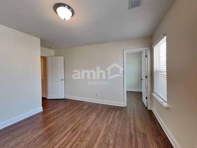 Building Photo - 597 Woodall Rd