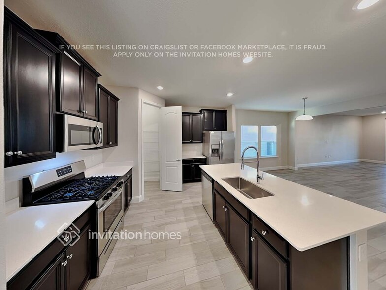 Building Photo - 336 Rivercliff Trl