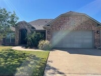 Building Photo - 401 Durkee Rd