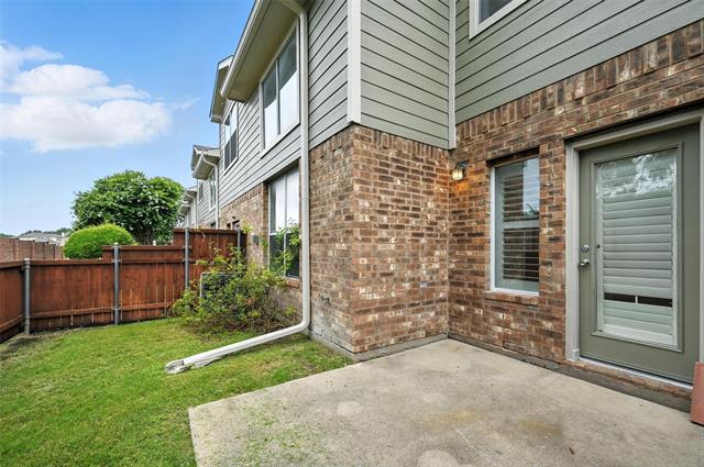 Building Photo - 3100 Tarrant Ln