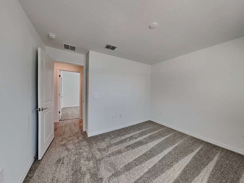 Building Photo - 755 Staffora St