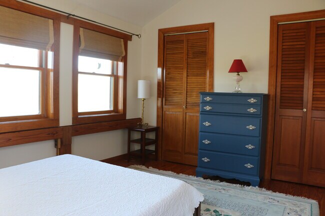 Building Photo - 104 Underwood Rd