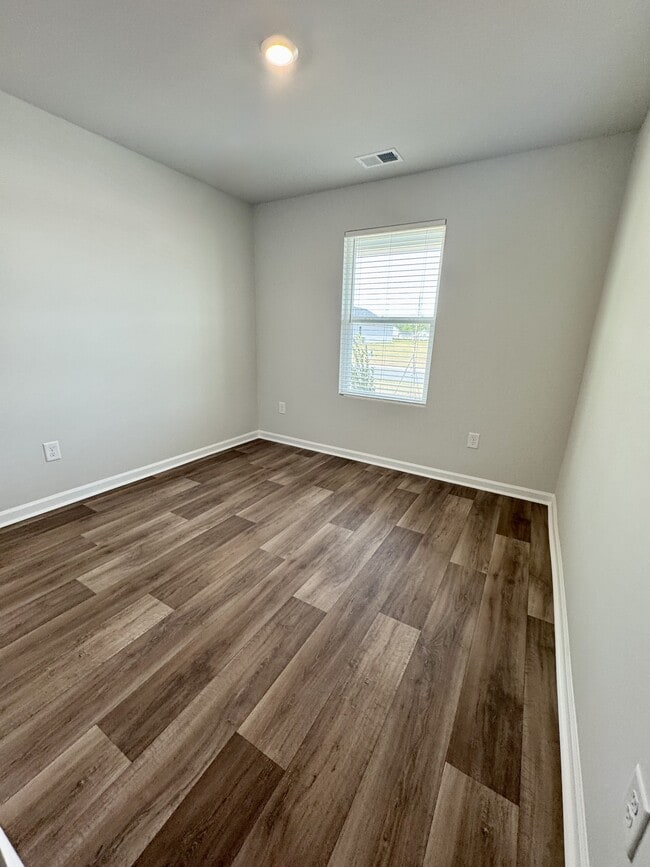 Building Photo - 158 Indigo Pl