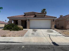 Building Photo - 3bd/2bath 1-story home!