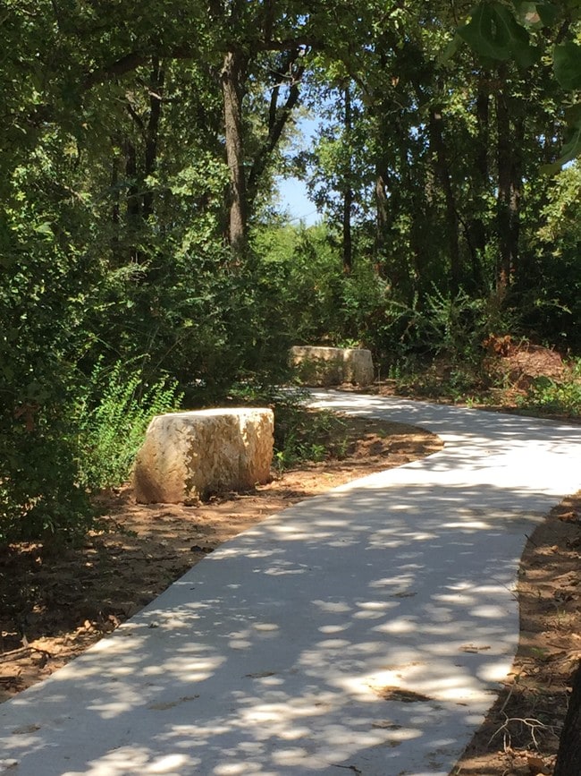 Walking Trail - Sequoia Village