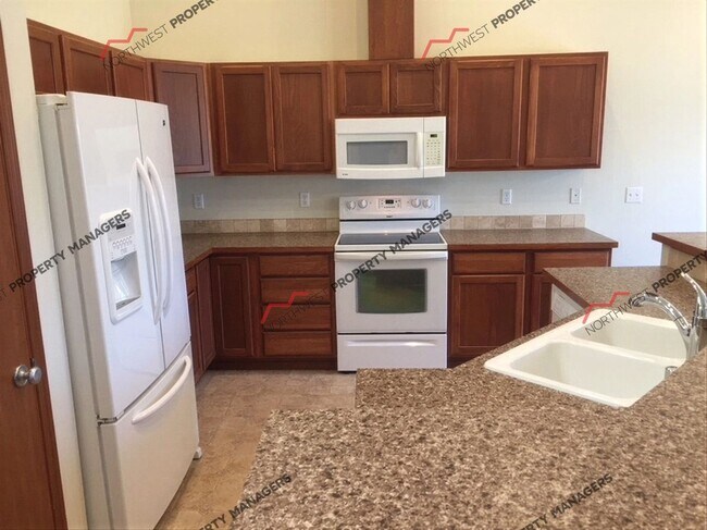 Building Photo - STATUS: *PENDING APPLICATION*| R175 |  $2195