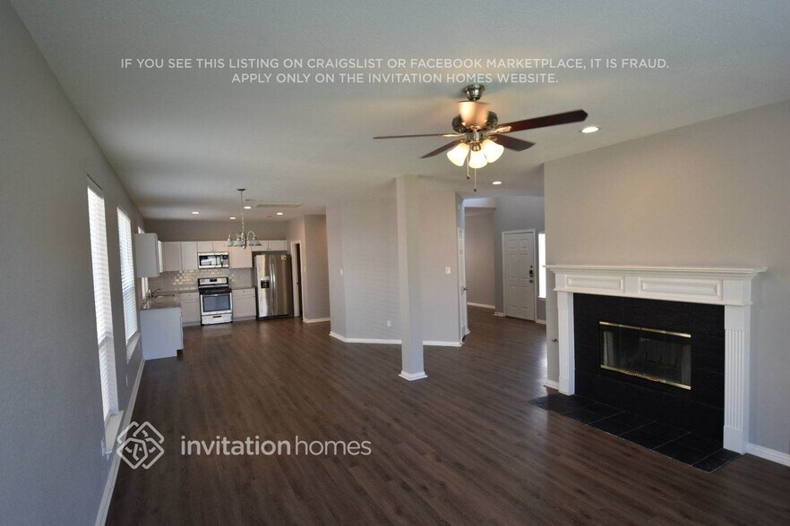 Building Photo - 11705 Ficus Dr