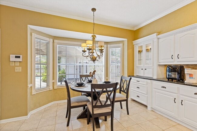 Building Photo - 7435 River Garden Dr