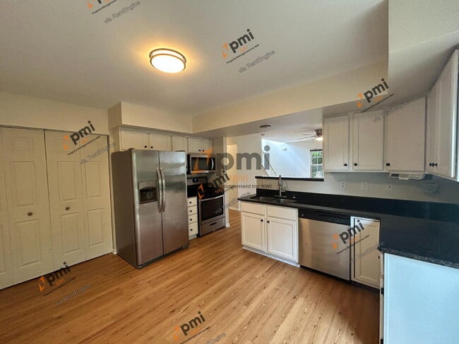 Building Photo - 4842 93rd Terrace